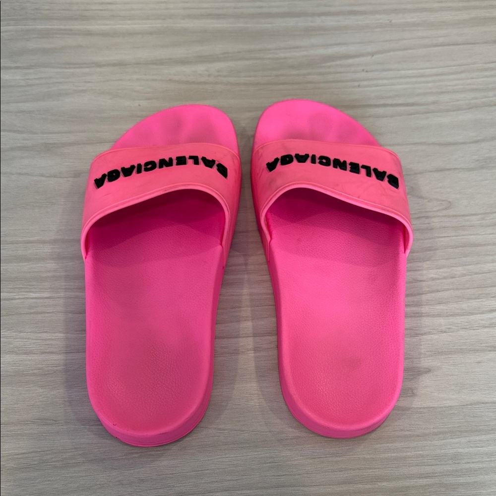 Balenciaga Neon Pink Slides - Picture 5 of 6